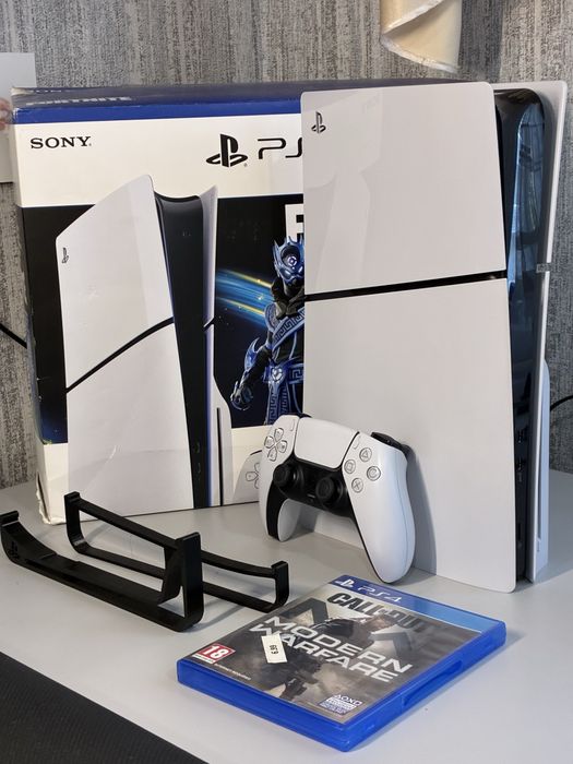 Playstation 5 Slim BluRay (Disc Edition) 1tb. Як нова!