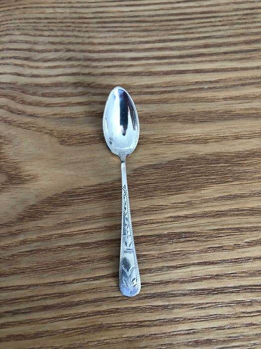 1 Colher Cafe de Prata com punçao