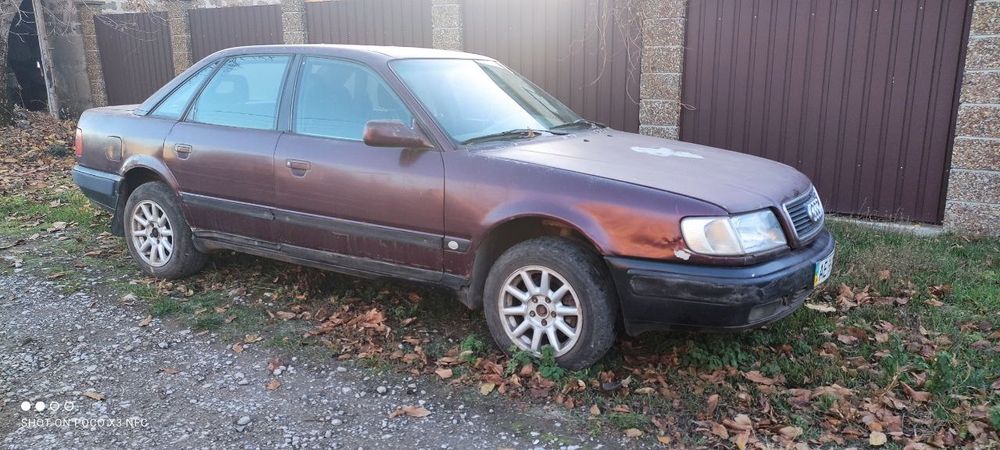 Ауді  100 с4 газ