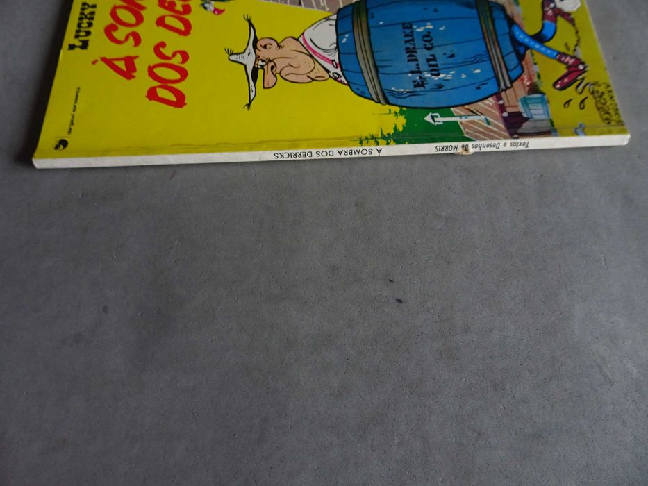 Livro Meribérica Lucky Lucky - À sombra dos Derricks (capa mole)