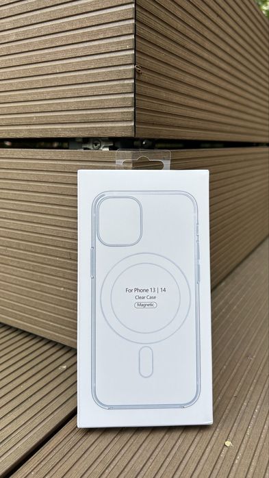 Silikonowe Przezroczyste Etui z magnesami do Iphone’a 13/14