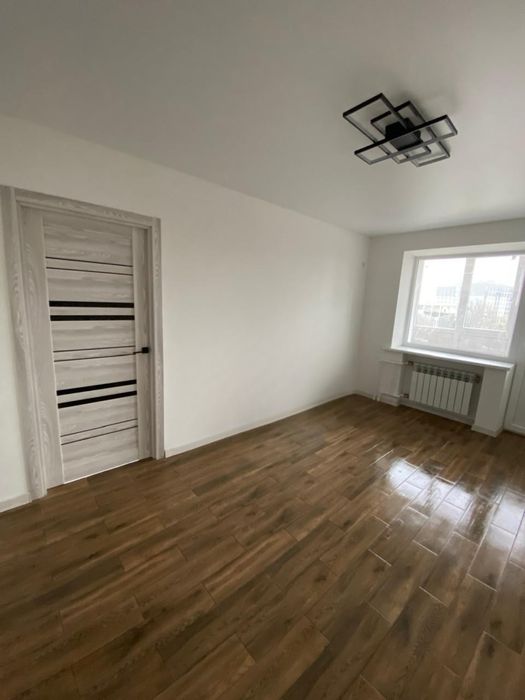 Продається тепла квартира з ремонтом