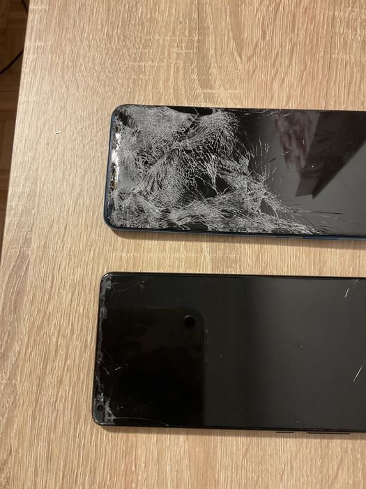 Telemóveis para peças ou reparação - Huawei P30lite e Xiaomi Mi Mix2