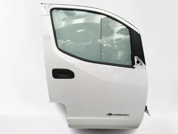 Porta frente direita NISSAN NV200/Evalia Combi (M20)