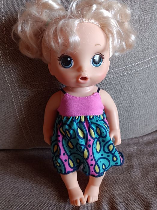 Lalka jedząca kluski