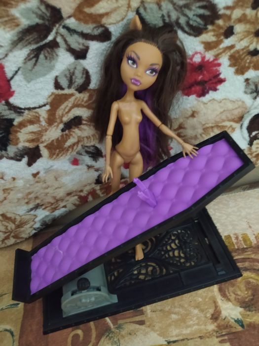 Клодін сплюшка, смертельно втомлені, спальна монстер хай шарнірна monster high кукла