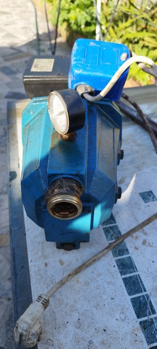 Motor/bomba para tirar água do poço