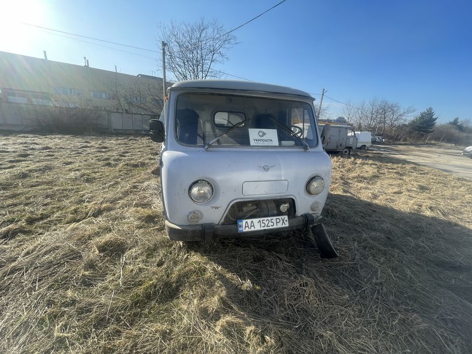 УАЗ 3741 Буханка 2005 року на теоритичному ходу