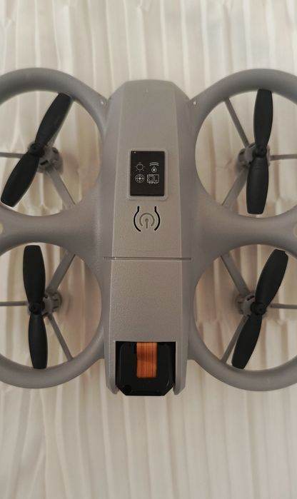 Dron z kamerą mały