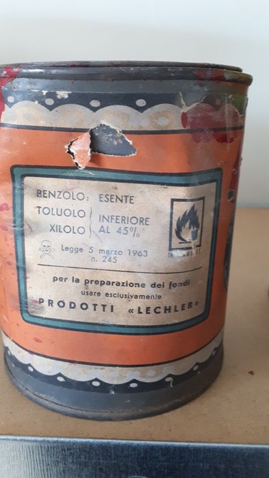 Lata de tinta lechler