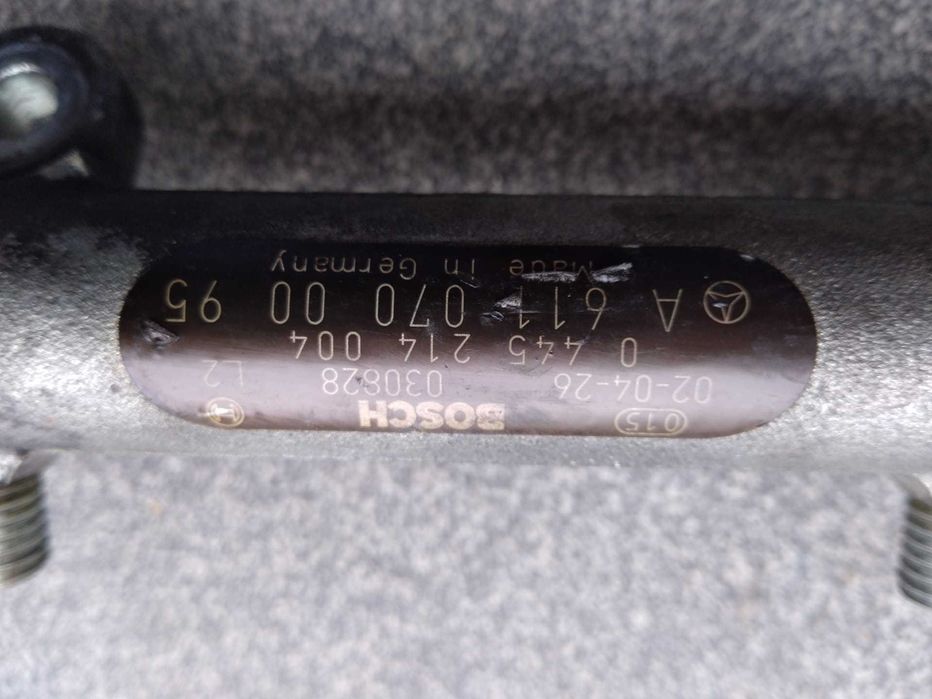 Régua de injeção Mercedes W203