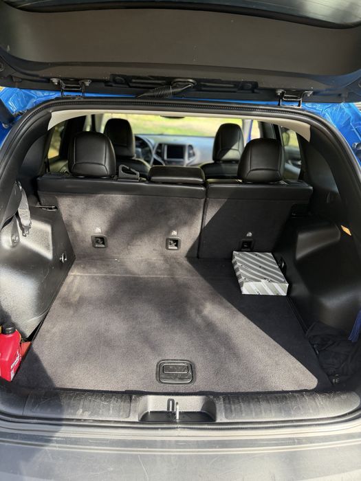 Продам Jeep Cherokee Trailhawk 2019 року