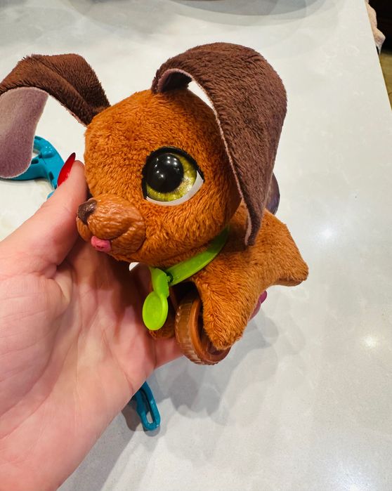 Іграшка маленький вихованець на повідці Hasbro FurReal