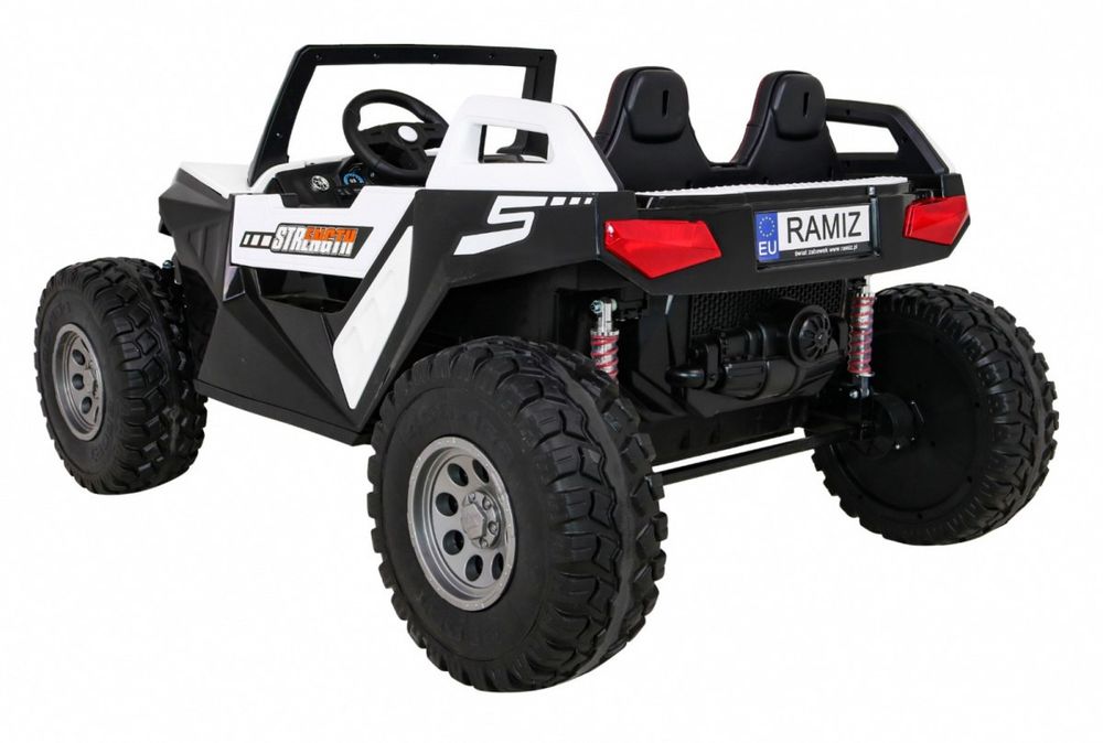 Samochód AUTO  na akumulator Buggy Clash 4x4 Biały
