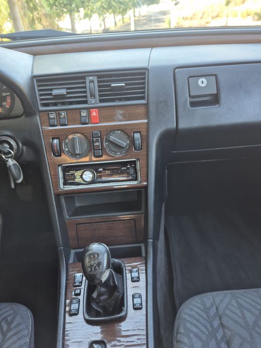 Mercedes C200 1993