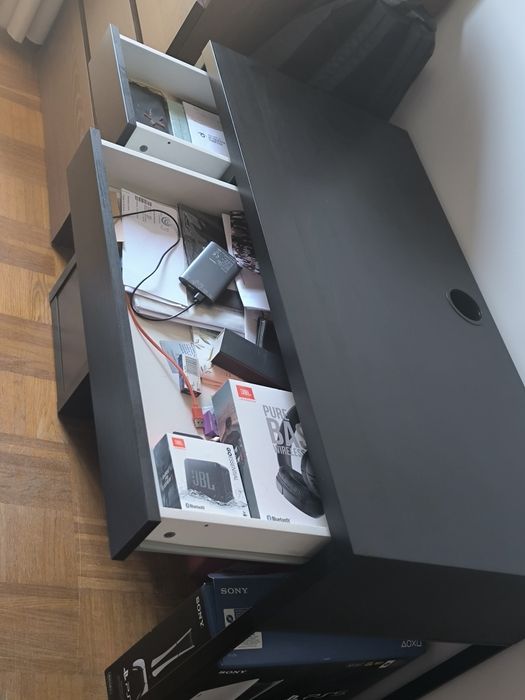 Secretária MICKE - IKEA