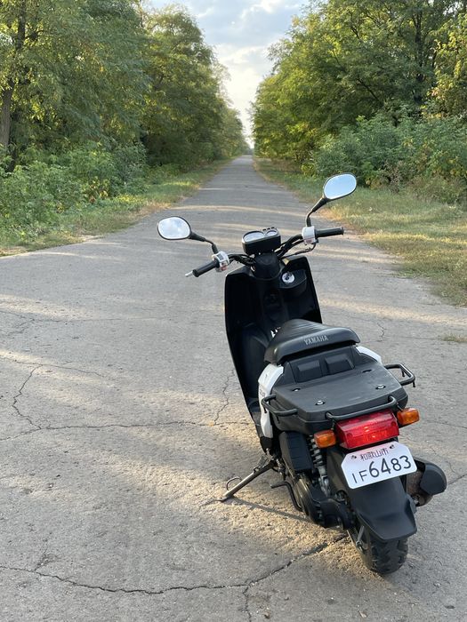 Продам скутер Yamaha Gear 4t