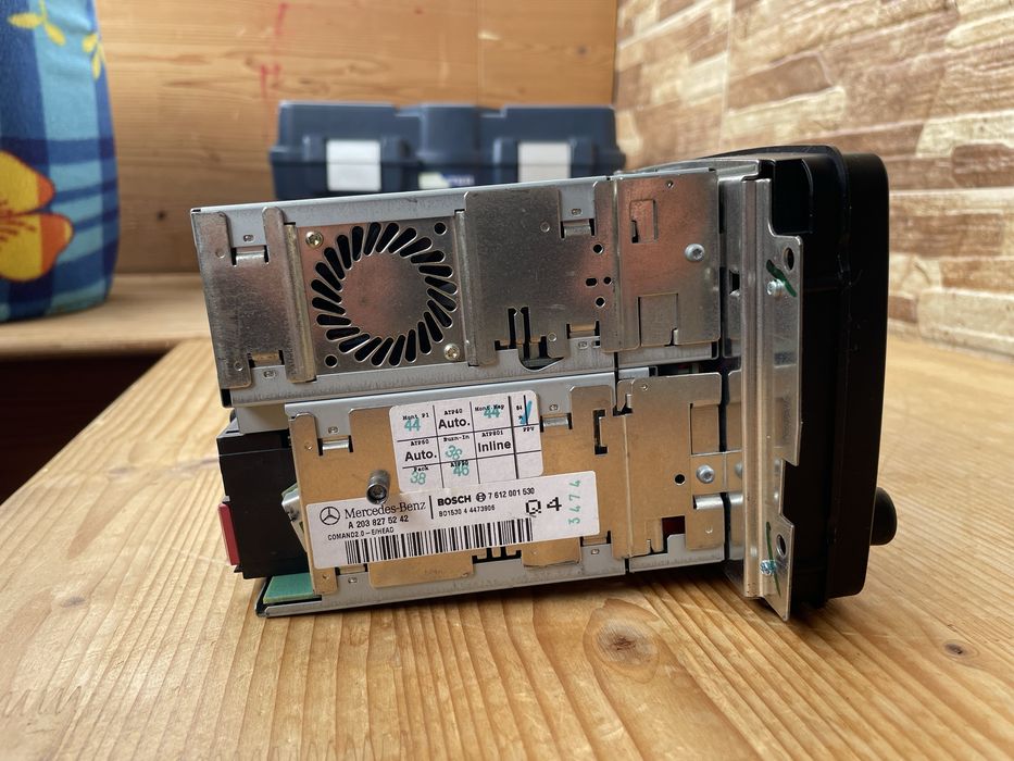 Auto radio para Mercedes Viano 2005