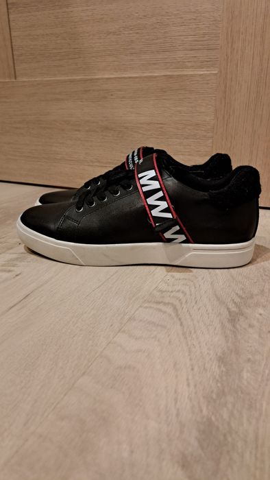 кросовки кросівки  Jack Jones шкіра 39р
