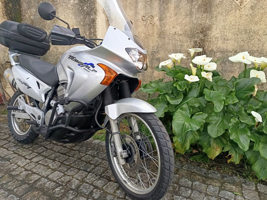 Honda transalp 650