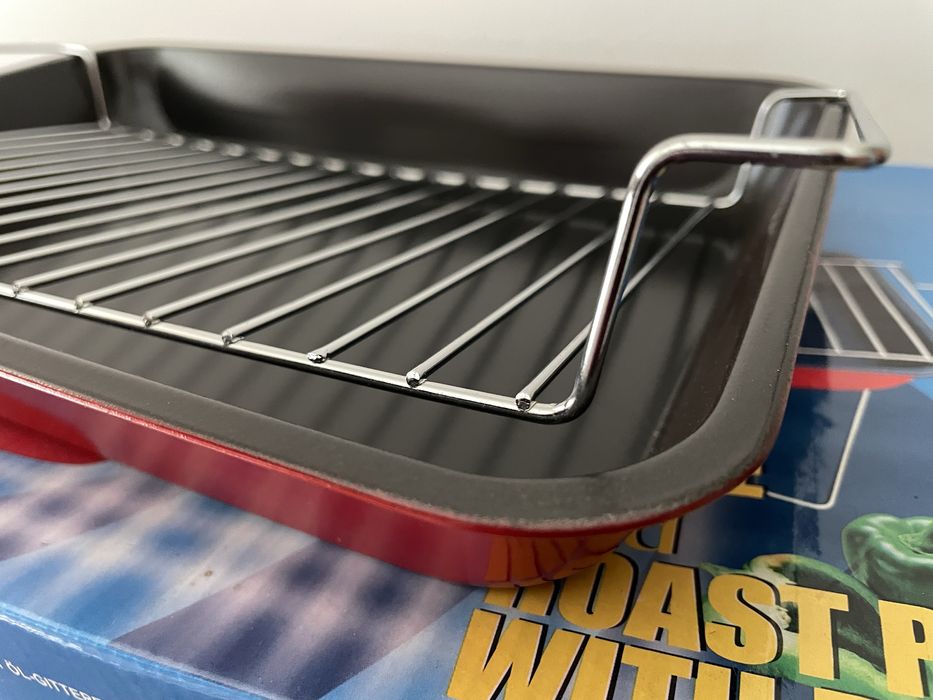 Conjunto de três assadeiras com grelha - novas