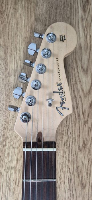 Fender Stratocaster Standard