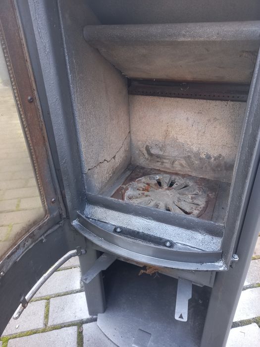 Kominek wolnostojący