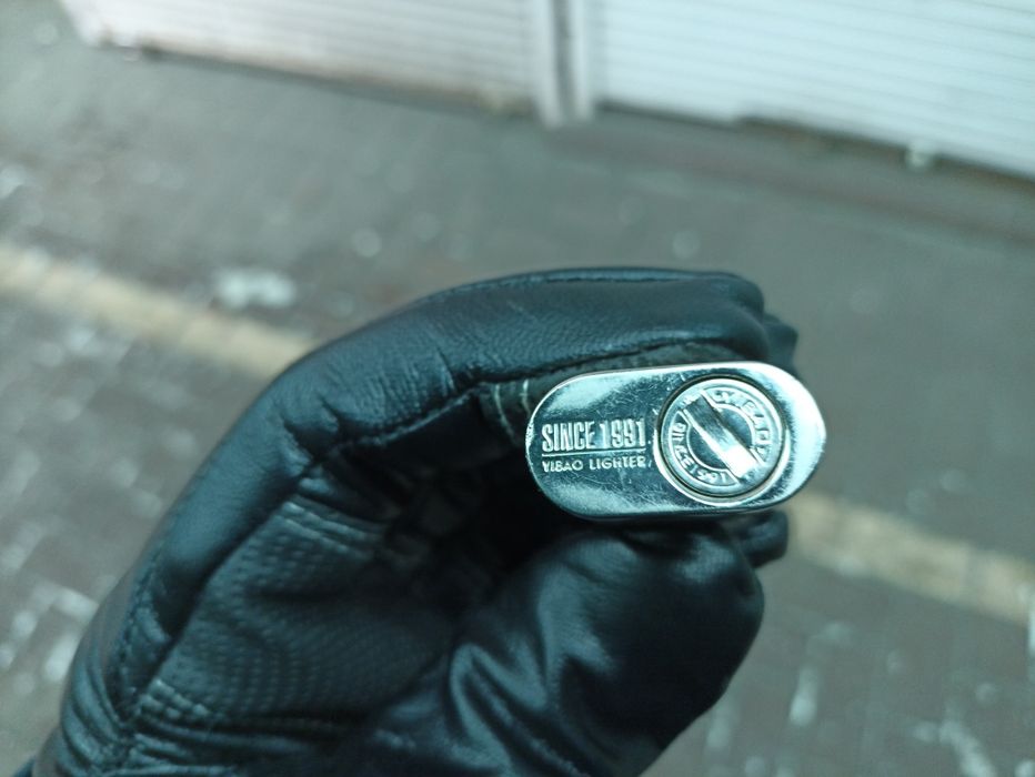 Винтажная зажигалка Yabao