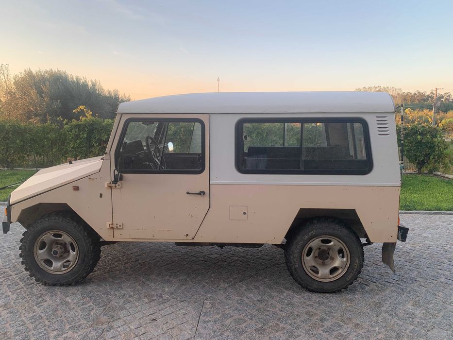 Jeep UMM ALTER I bom estado, direção assistida