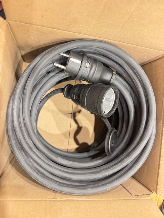 Подовжувач електричний 16А (3.5 кВт)  1-4 гніздо із заземленням 20м