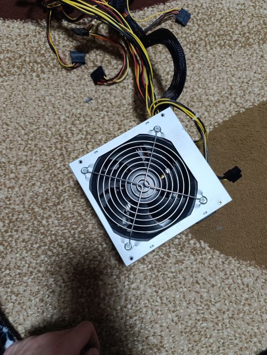 Блок питания на 460 ватт