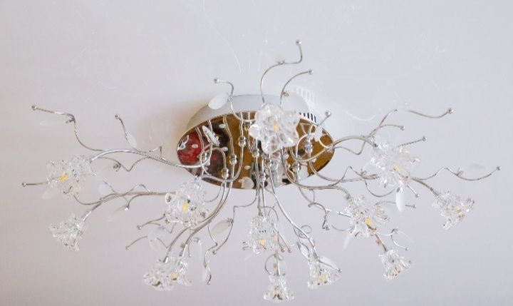 Люстра с пультом Garlen