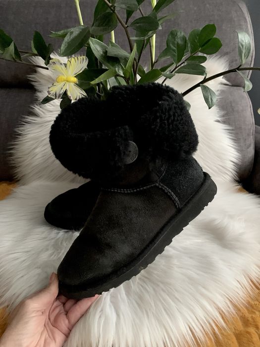 UGG 37 czarne śnisgowce skóra zamsz