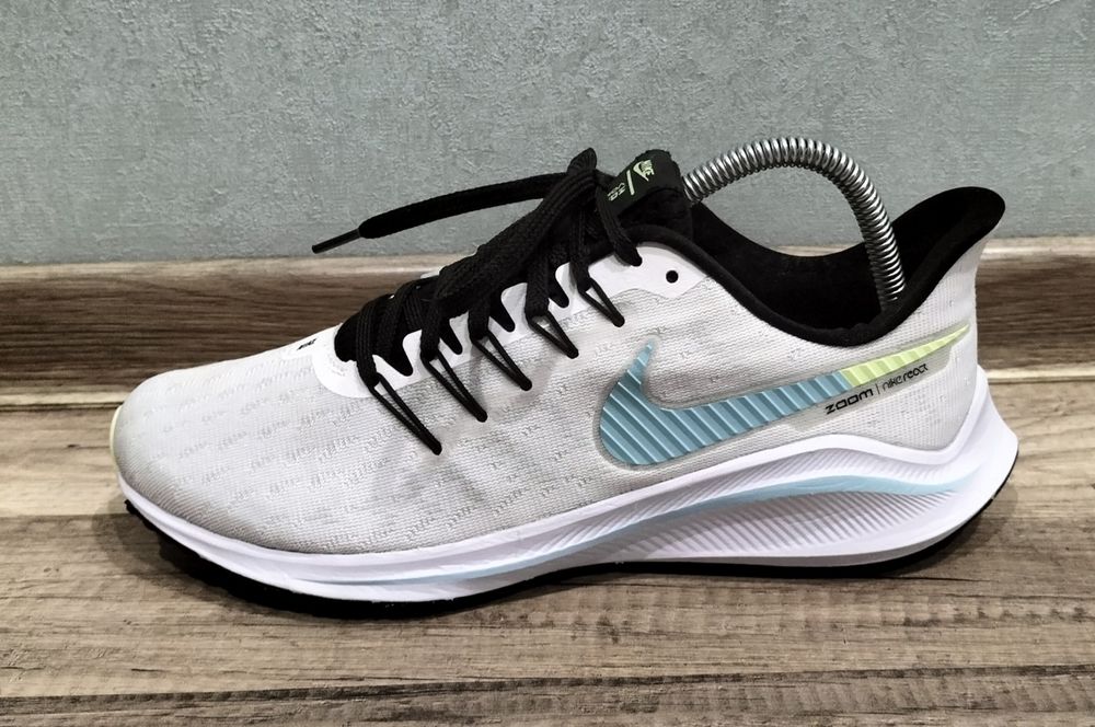 Buty Sportowe Nike Air Zoom Vomero 14 roz 40.5