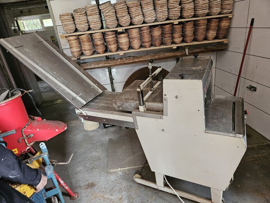 Krajalnica taśmowa do chleba