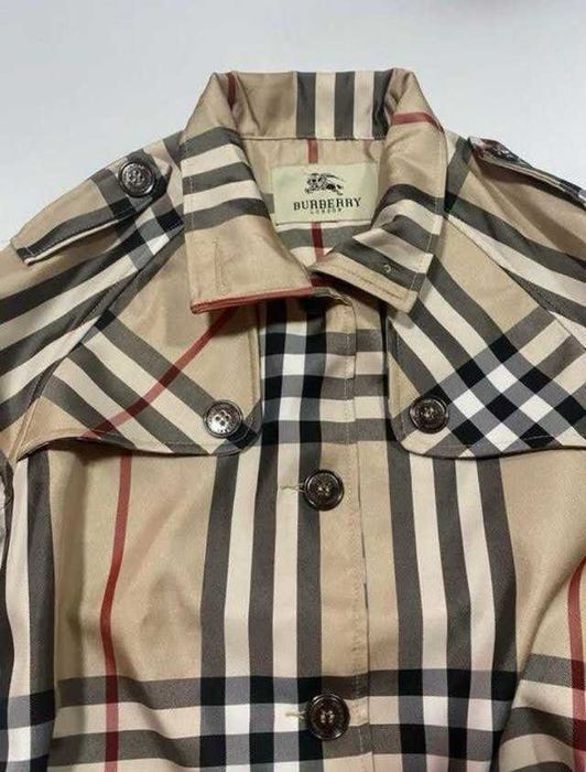 Тренч плащ Burberry
