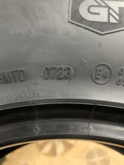 245/75/15 113/110S GENERAL TIRE GRABBER AT