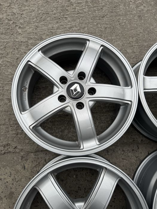 Диски 5*114.3R16 Renault megane,scenic,duster,trafic