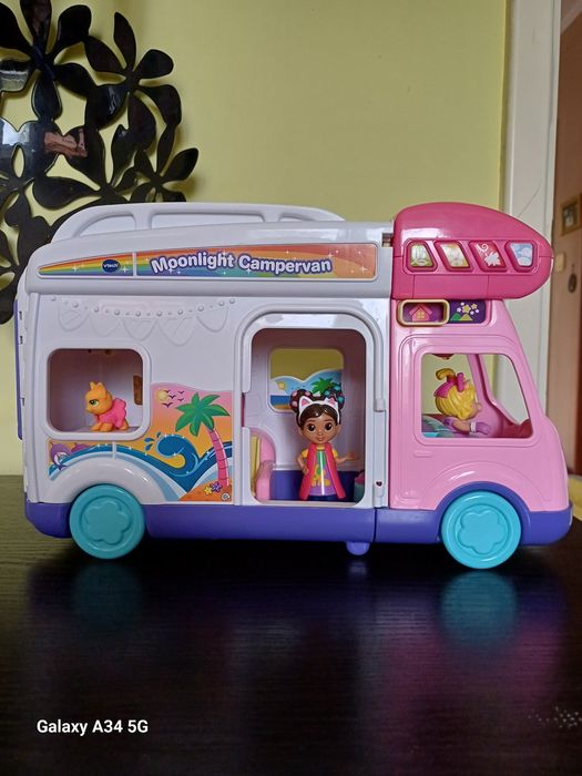 Kamper multimedialny magiczny dla lalek