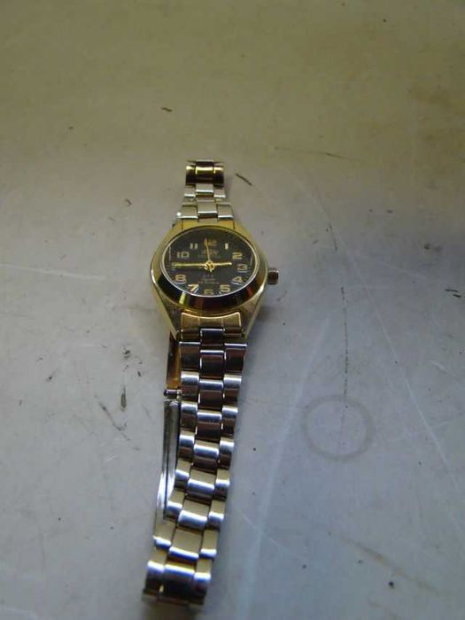 kolekcjonerski damski zegarek naręczny ORNITEX metalowa bransoleta