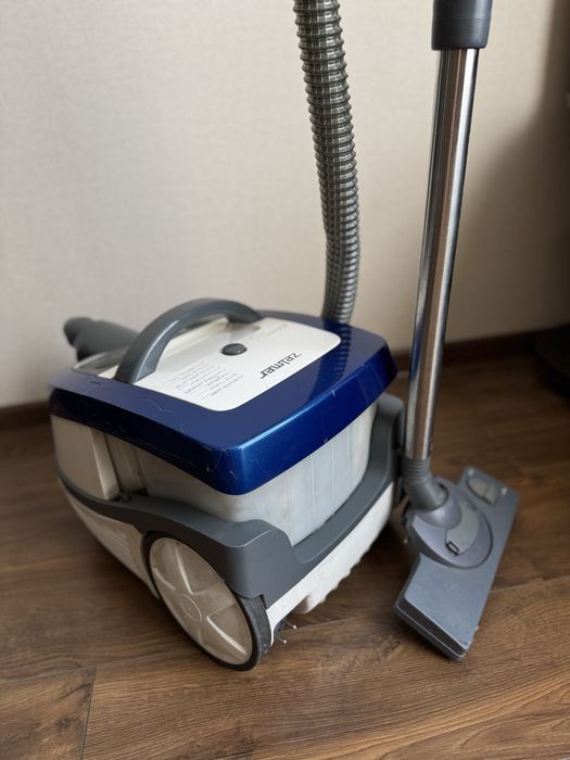 Пилосос ZELMER Aquawelt