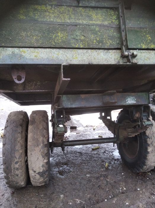 Прицеп тракторний