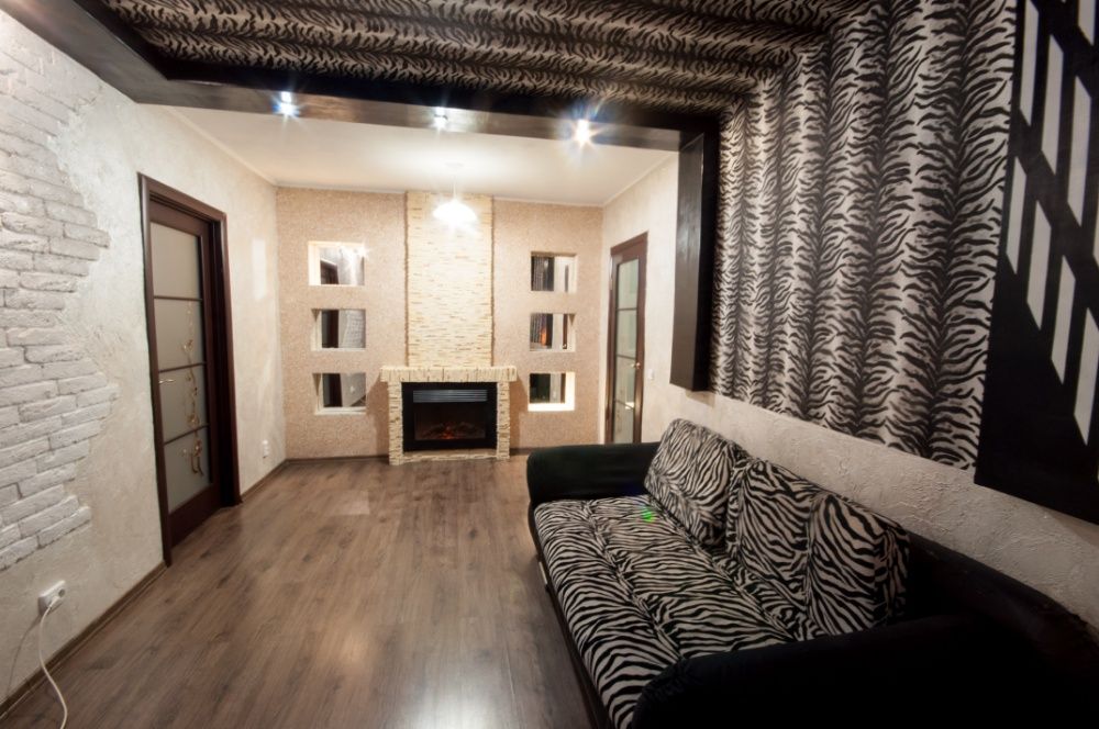 Здам подобово 2-кімнатну квартиру в центрі (Проспект Свободи, 40)