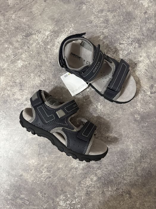 (29 р) Дитячі босоніжки Geox Strada, Устілка 19 см