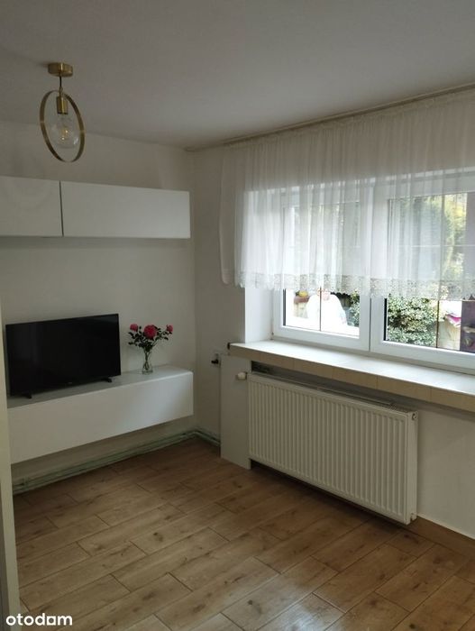 2 pokoje 32 m2 w samodzielnym domku w otoczeniu zadbanego ogrodu