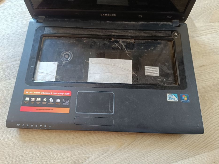 Ноутбук Samsung R522 (NP-R522) на запчасти мастерам / Донор