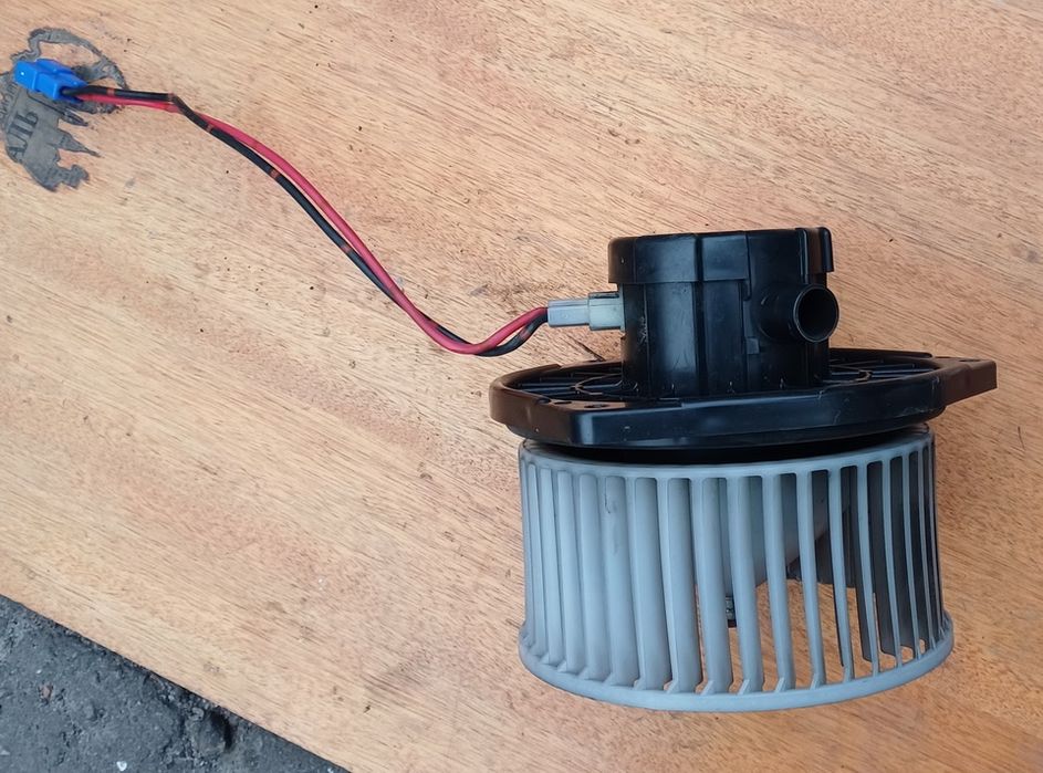 Моторчик печки, вентилятор печки Suzuki Grand Vitara XL7 98-06