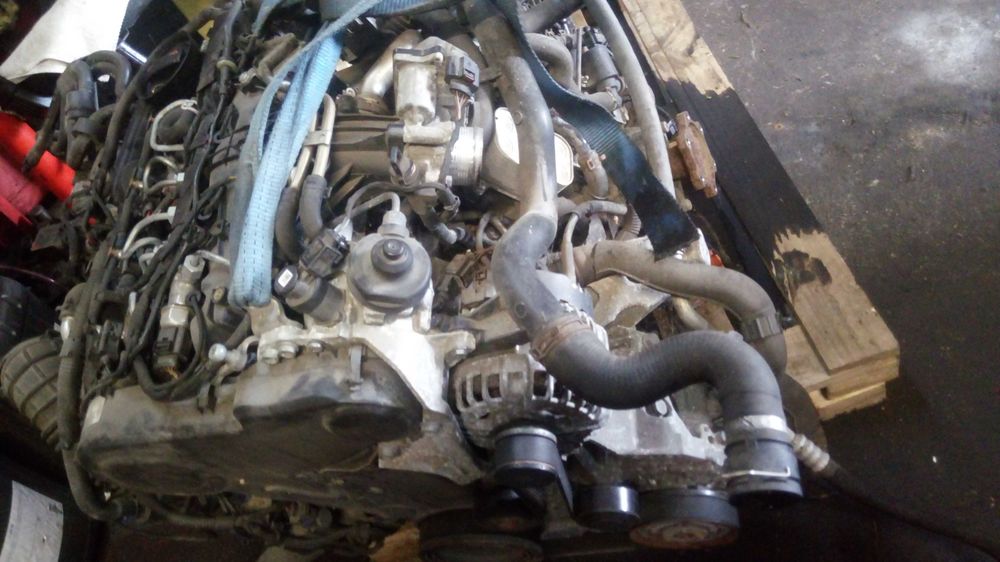 Kompletny silnik 2.0 TDI CJC   Audi A4 B8 8K  - kompletny