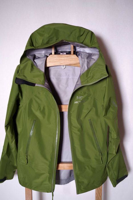 Дощовик Arc'teryx Zeta LT Jacket оригінал S розмір стан нова річ сток