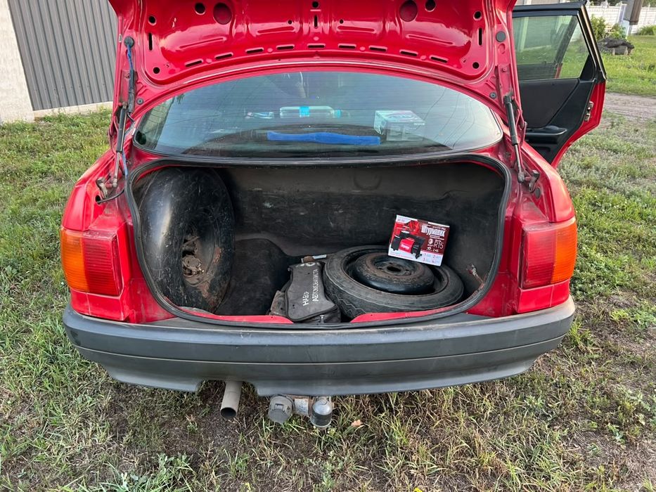 Продам Audi 80 B3